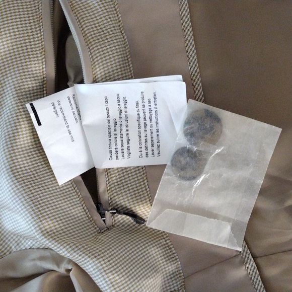 Carroll and Co Beverly Hills tan rain jacket 40 - Picture 13 of 16